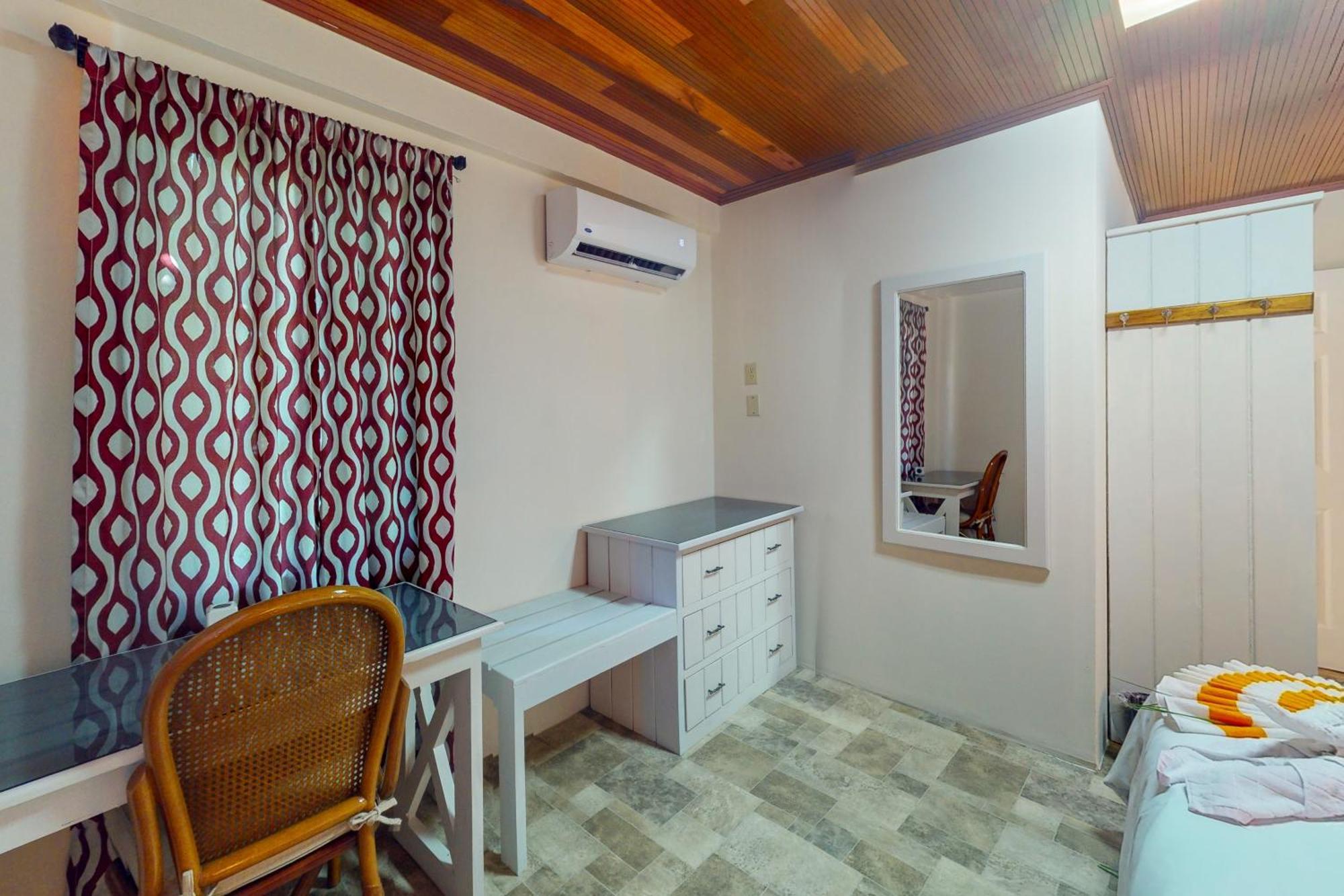 Hummingbird Home Suites San Pedro  Kamer foto